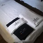纳迪亚灯塔公寓式酒店 *