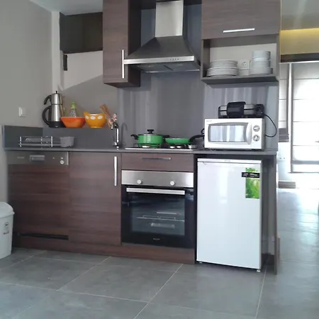 Lighthouse Nadia Aparts * פאטהיה